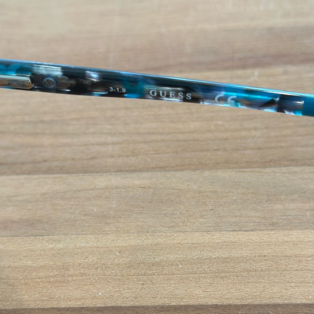 Guess Blue Turquoise Tortoise Black Frames - Picture 8 of 12